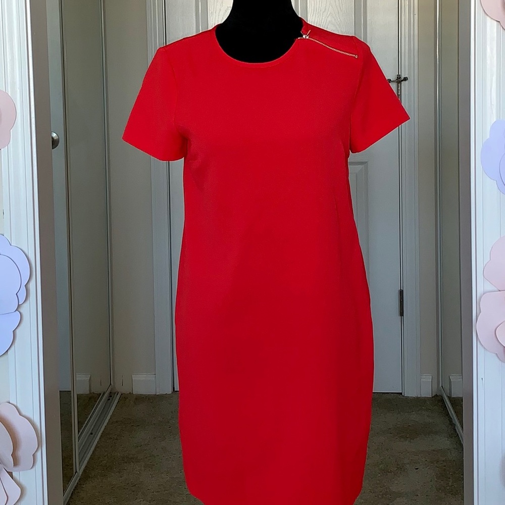 ZARA Red Dress w/ Pleated Back & Zipper Shoulder S